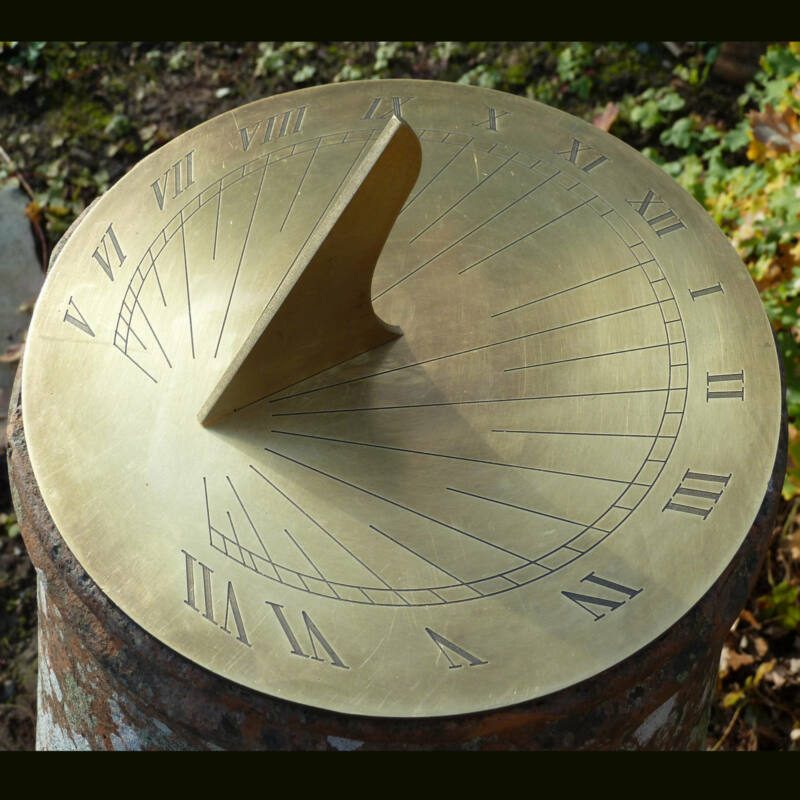 Nautical Dial | Border Sundials
