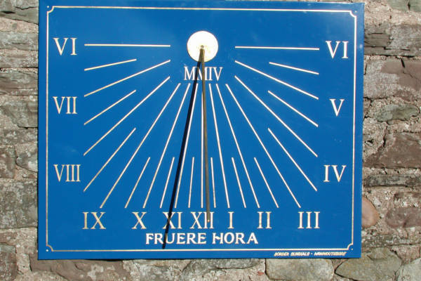 Vertical Border Sundials